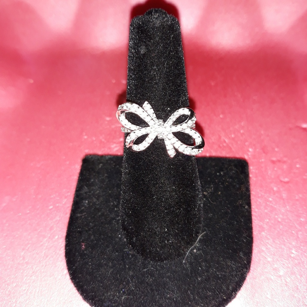 Beautiful Bow ring in SS